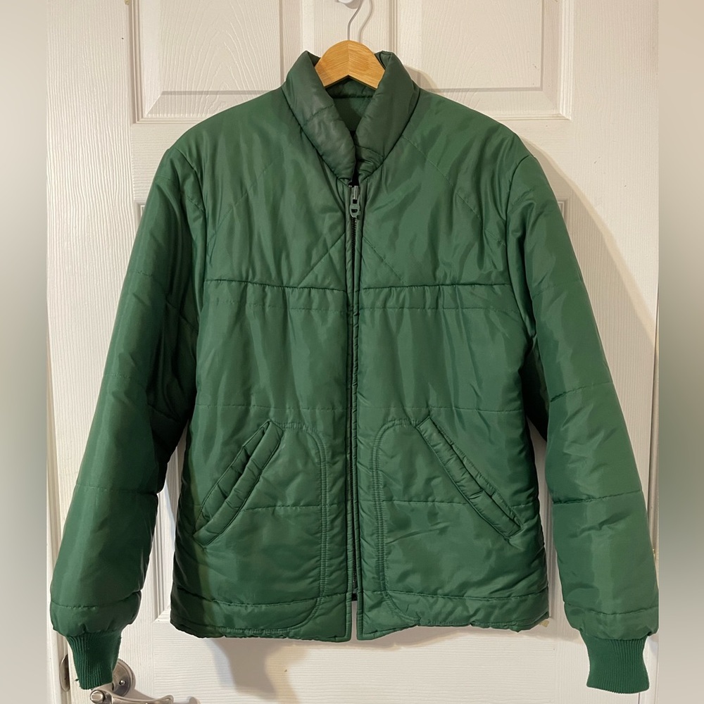 Super cool RARE VINTAGE 70s BLACK LABEL MENs MEDIUM emerald green puffer jacket